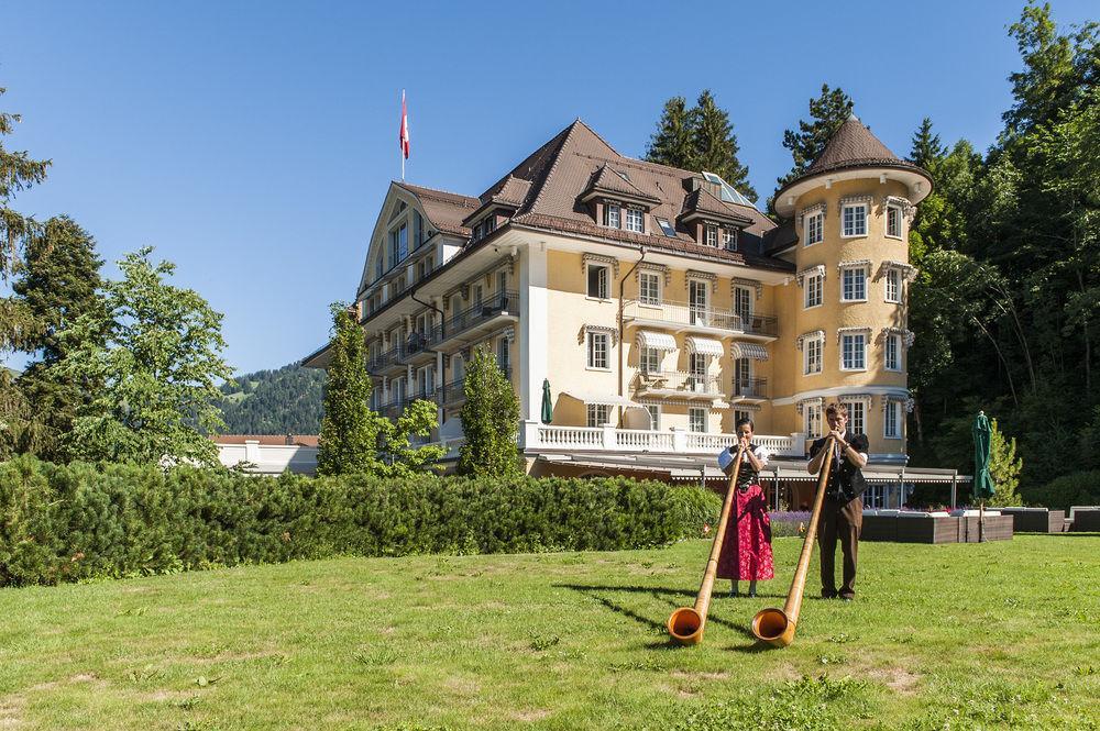 Le Grand Bellevue Hotel Gstaad Exterior photo